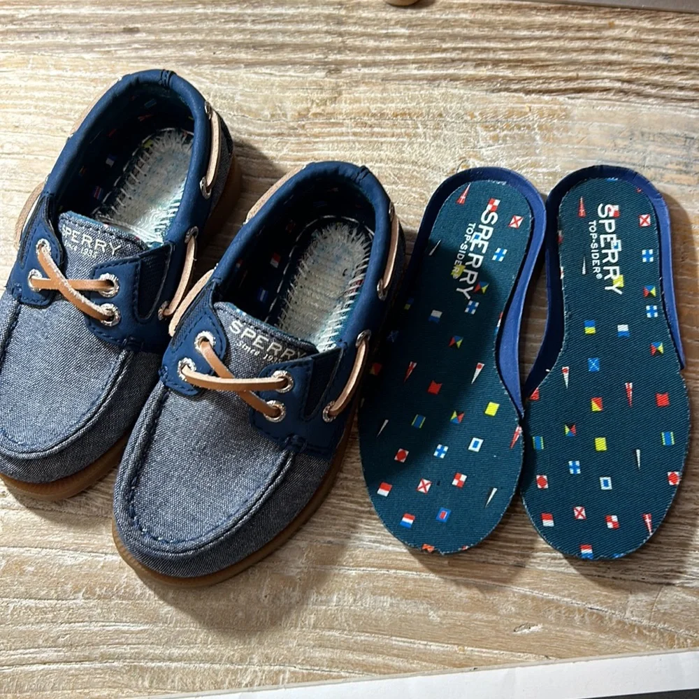 COPY - Kids Sperry Top-Sider denim chambray boat deck shoes like new Size 7 AO …